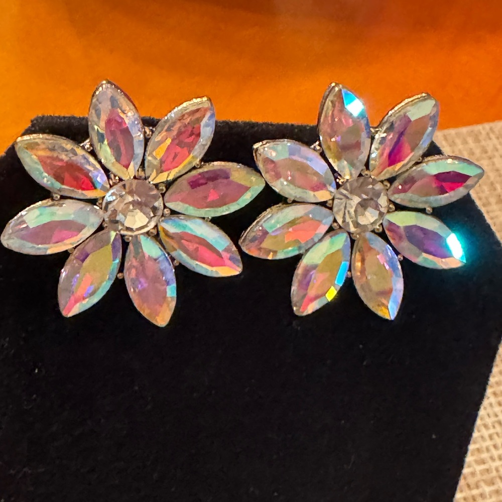 Iridescent Vintage Inspired Flower Stud Wedding Holiday Crystal Luxury Earrings